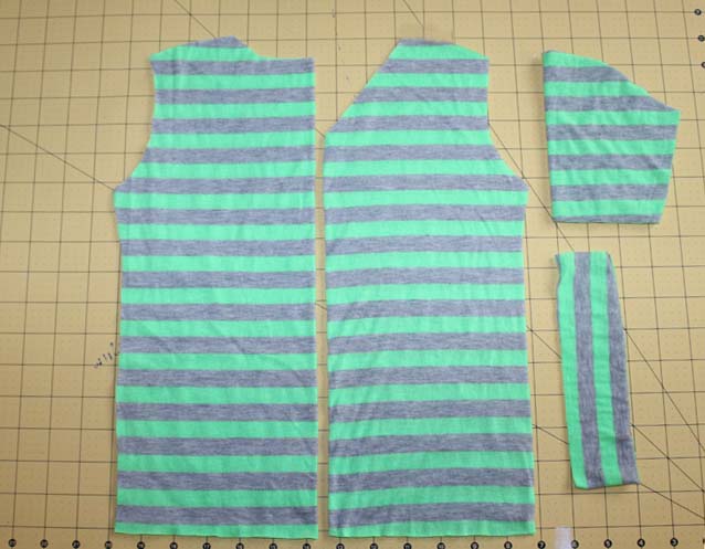 mingo & grace || DIY V Neck Tutorial